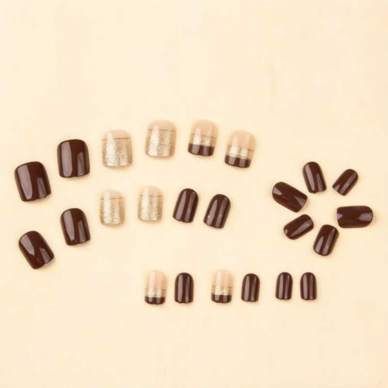 Короткие квадратные накладные  – обзор и цена Nail Art Fake